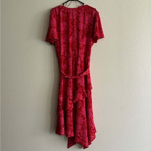 Gently used Sofia Pink Dress -1X - Picture 2 of 3